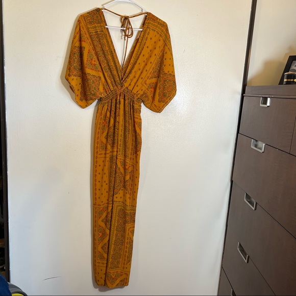 Miley & Molly Dresses & Skirts - Miley & Molly maxi dress , size S,